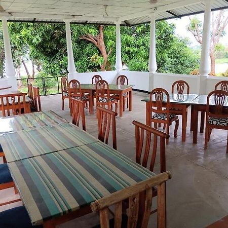Aligama Cottage Talakolawela Exterior foto