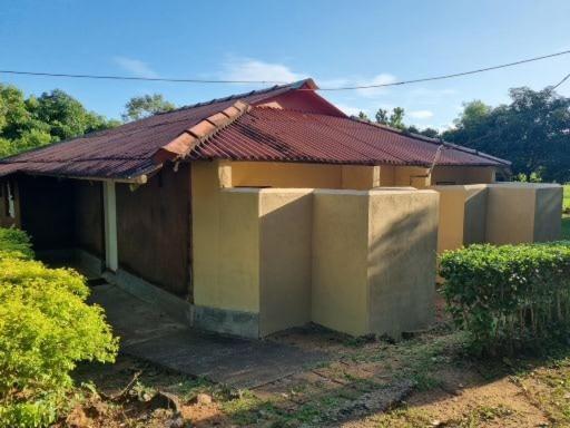 Aligama Cottage Talakolawela Exterior foto